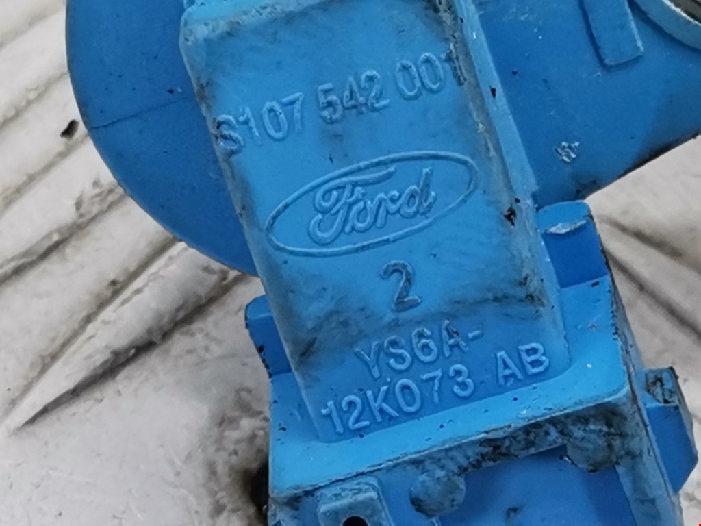 Датчик положения коленвала FORD Fiesta 2001-2008