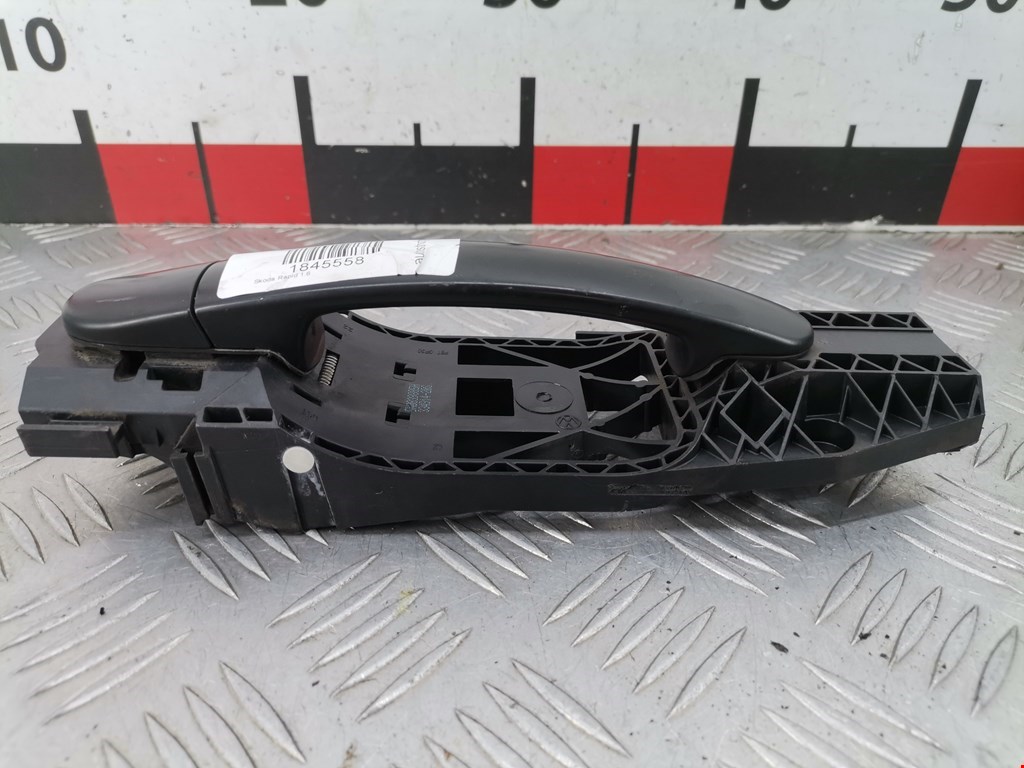 Ручка двери задней наружная правая SKODA Rapid 2012-2020