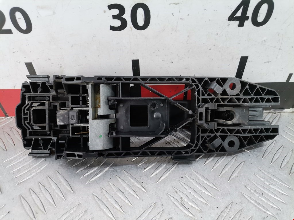 Ручка двери задней наружная правая SKODA Rapid 2012-2020