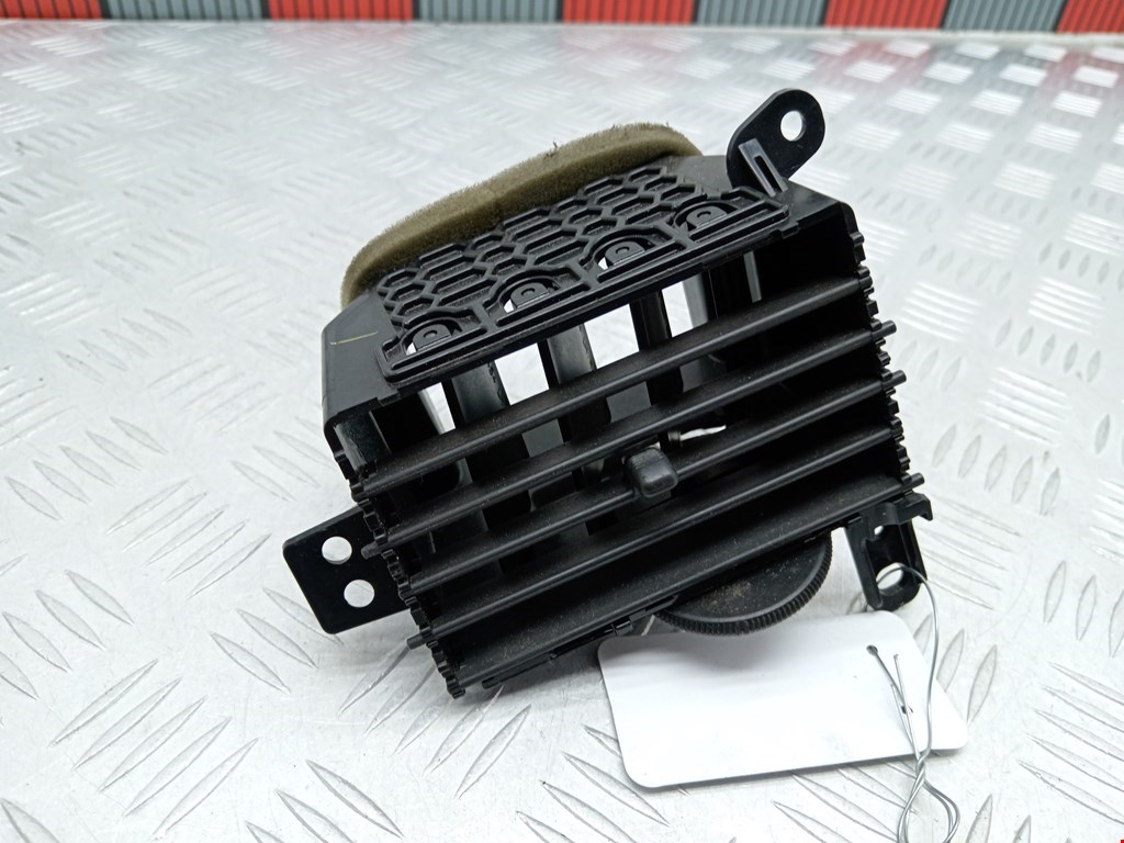 Дефлектор воздушный JEEP Patriot 2007-2017