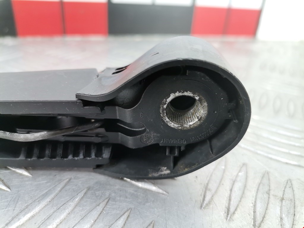 Поводок дворника задний (заднего) SKODA Rapid 2012-2020