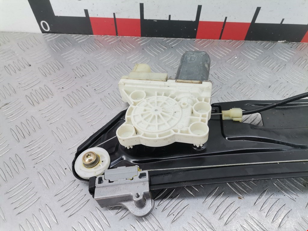 Стеклоподъемник задний левый BMW 7er 7 серия E65/E66 2001-2008