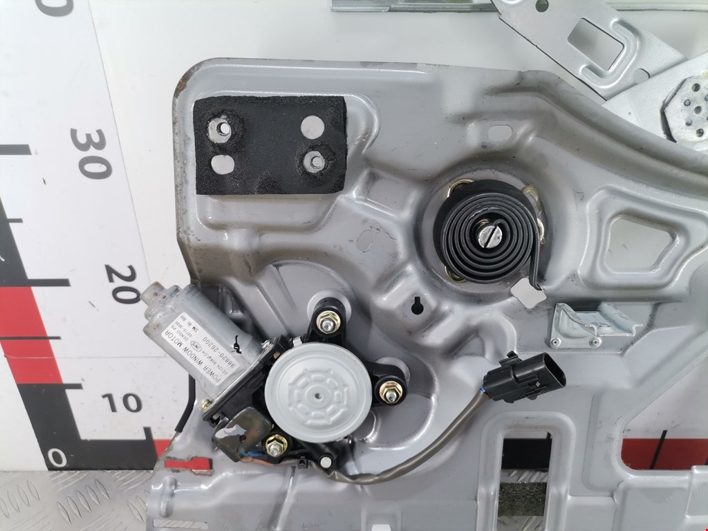 Стеклоподъемник задний правый HYUNDAI Santa Fe SM/ Classic 2000-2012