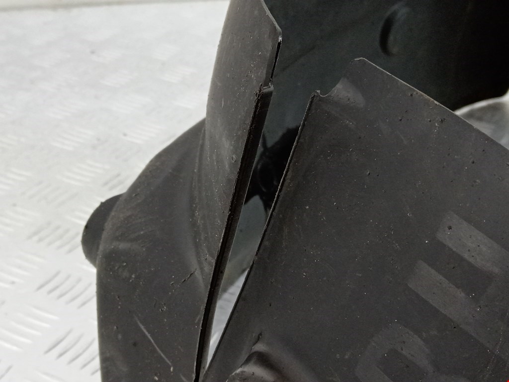 Локер (подкрылок) задний правый JEEP Patriot 2007-2017