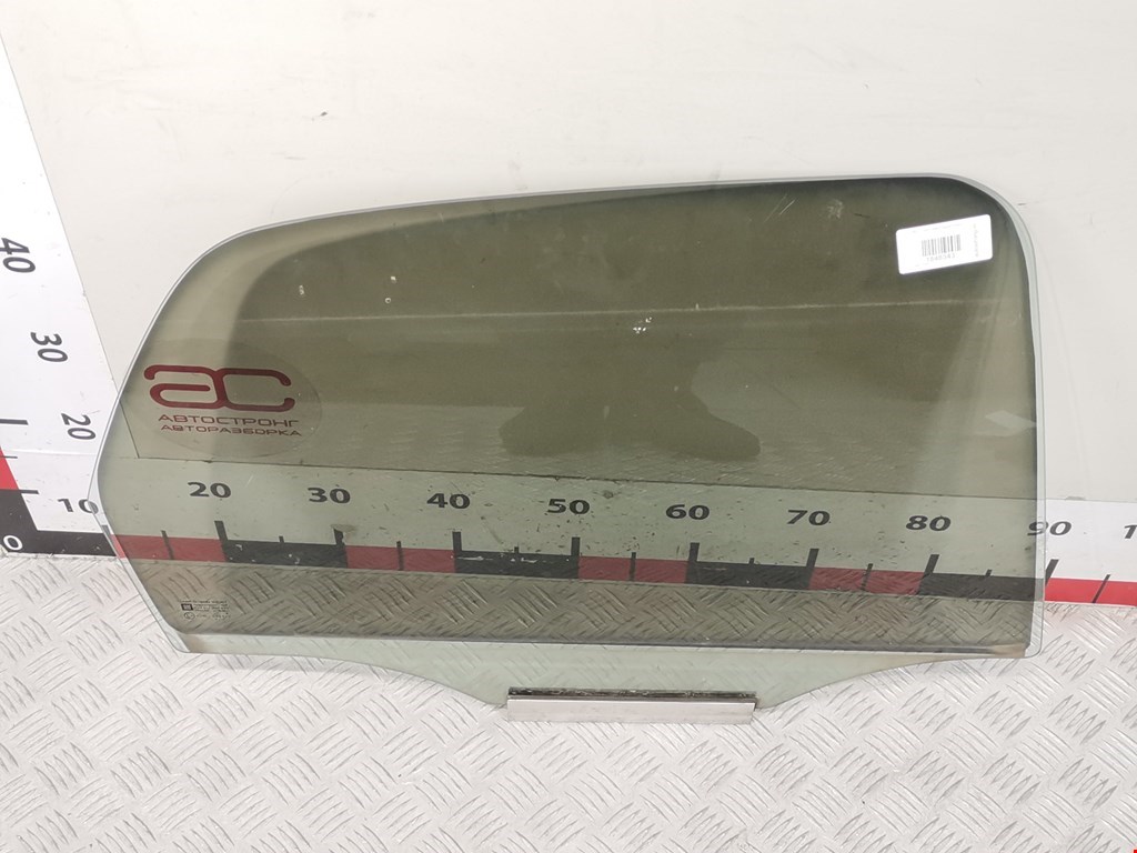 Стекло двери заднее правое OPEL Corsa C 2000-2006