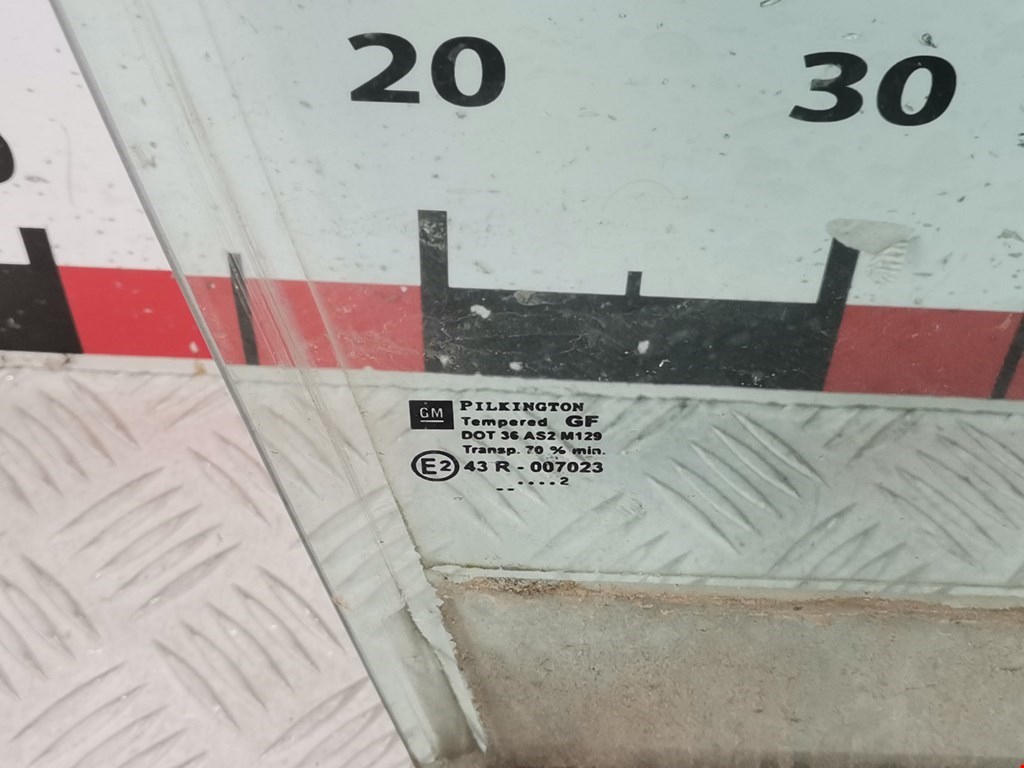 Стекло двери переднее правое OPEL Zafira A 1999-2005