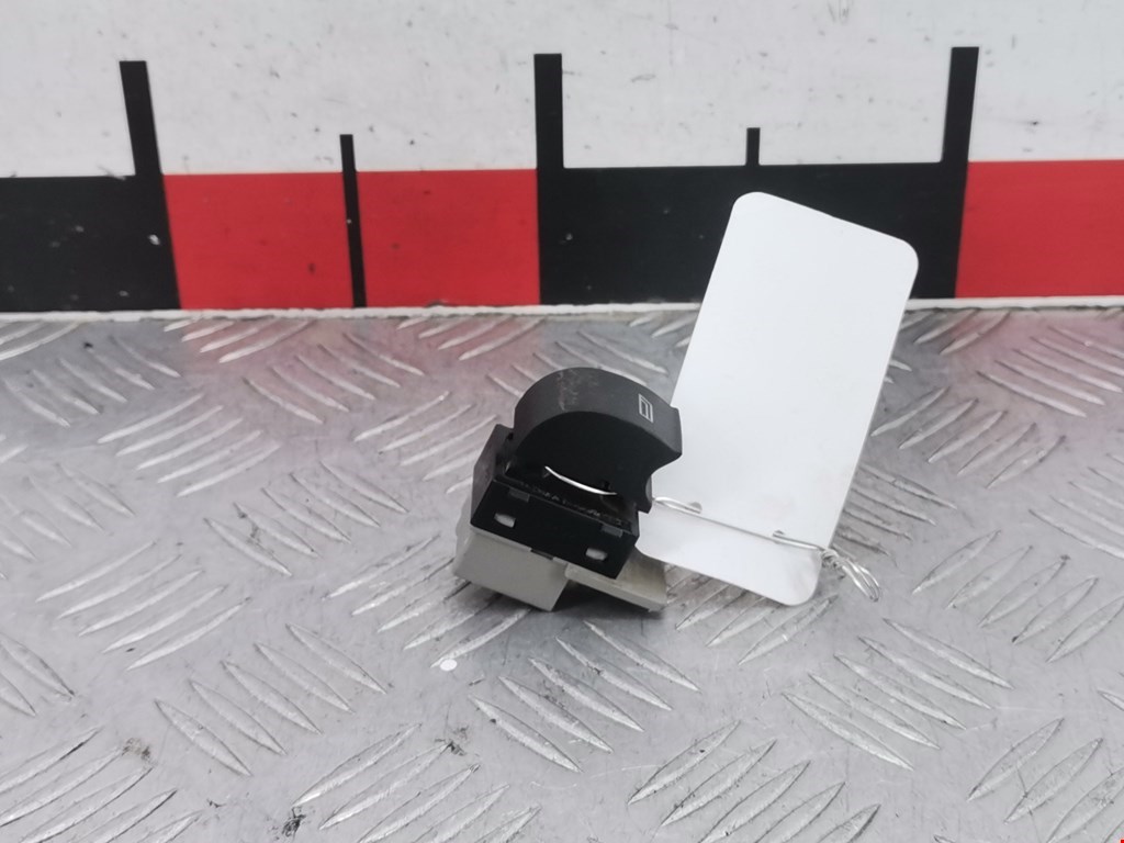 Кнопка стеклоподъемника AUDI A3 8L 1996-2003