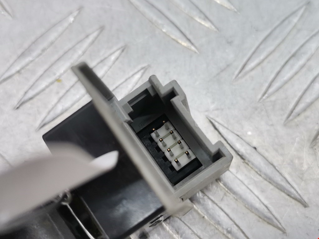 Кнопка стеклоподъемника AUDI A3 8L 1996-2003