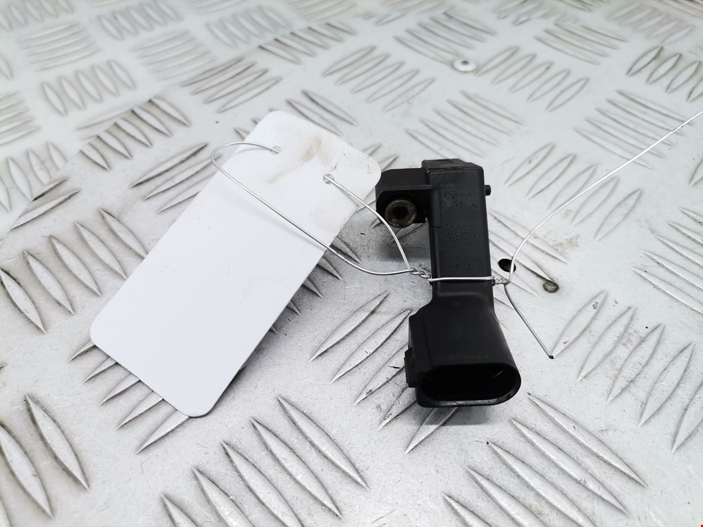 Датчик положения коленвала SKODA Rapid 2012-2020