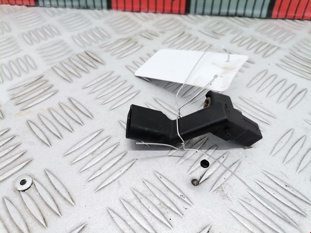 Датчик положения коленвала SKODA Rapid 2012-2020