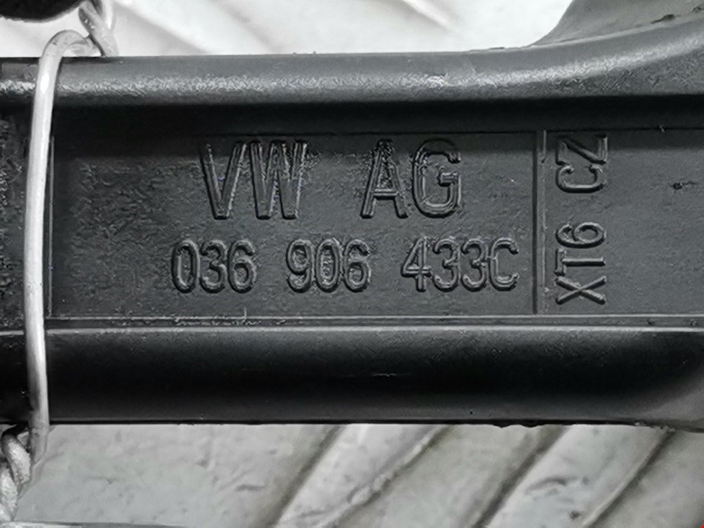 Датчик положения коленвала SKODA Rapid 2012-2020