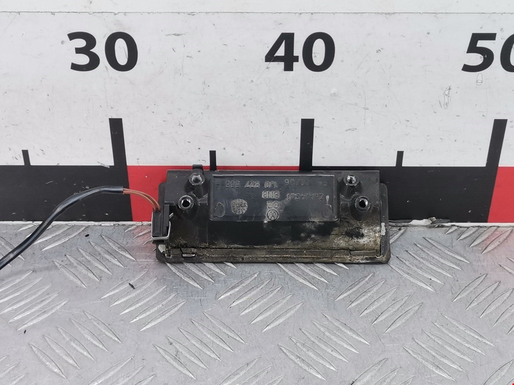 Ручка двери багажника наружная VOLKSWAGEN Touareg 2002-2010