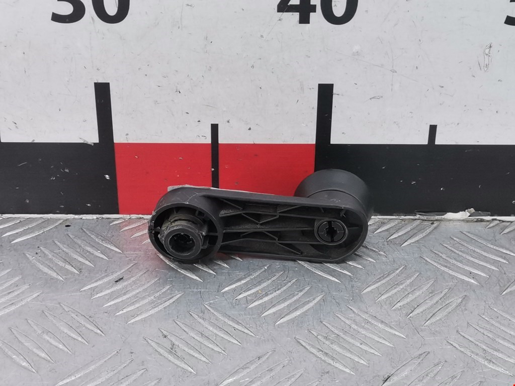 Ручка стеклоподъемника OPEL Astra J 2009-2017