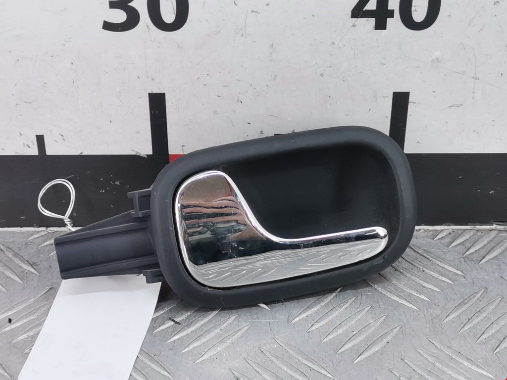 Ручка дверная задняя внутренняя левая AUDI A3 8L 1996-2003