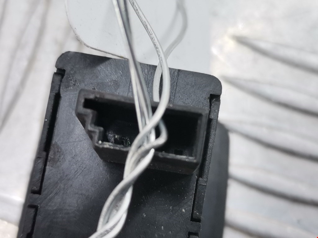 Кнопка стеклоподъемника BMW 3er E90/E91 2005-2012