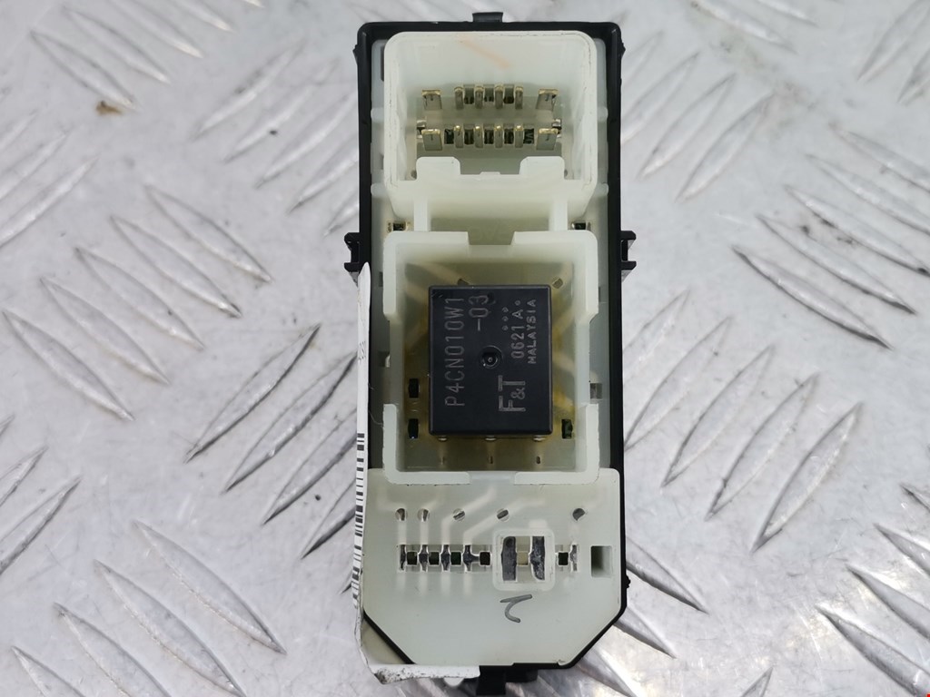 Кнопка стеклоподъемника LEXUS RX 300\330\350\400H 2003-2009