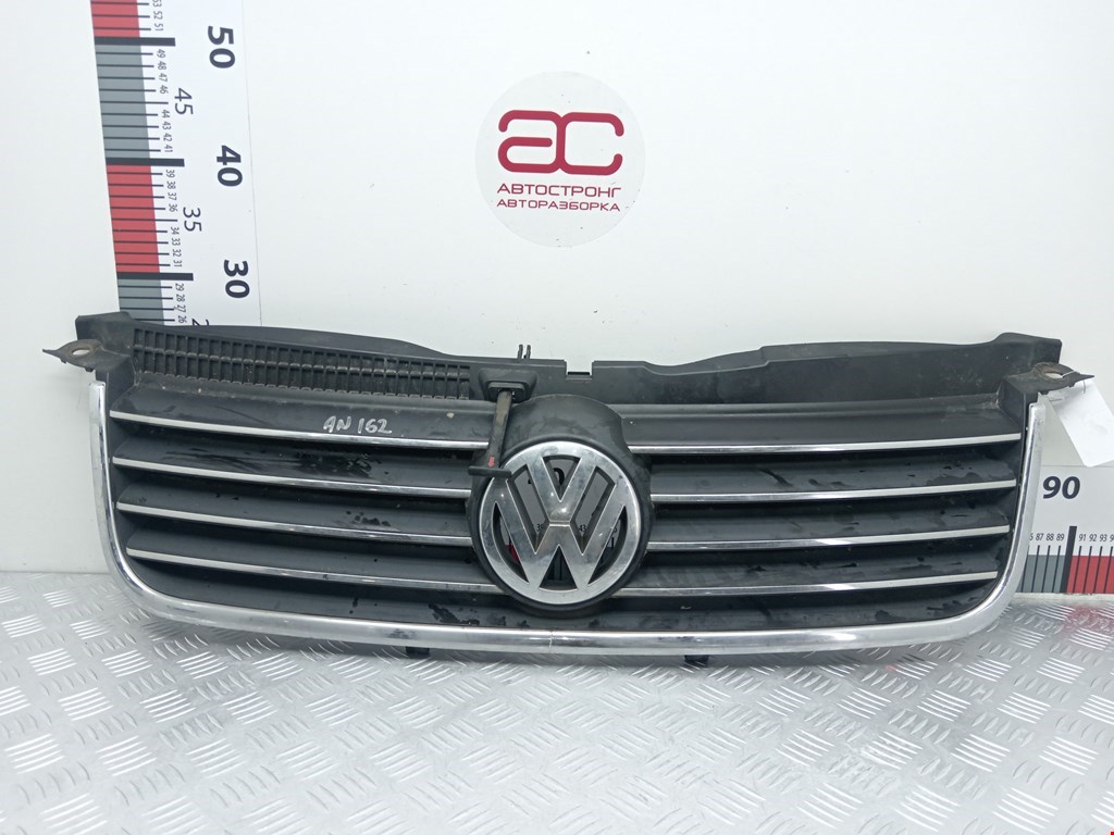 Решетка радиатора VOLKSWAGEN Passat B5 1997-2005