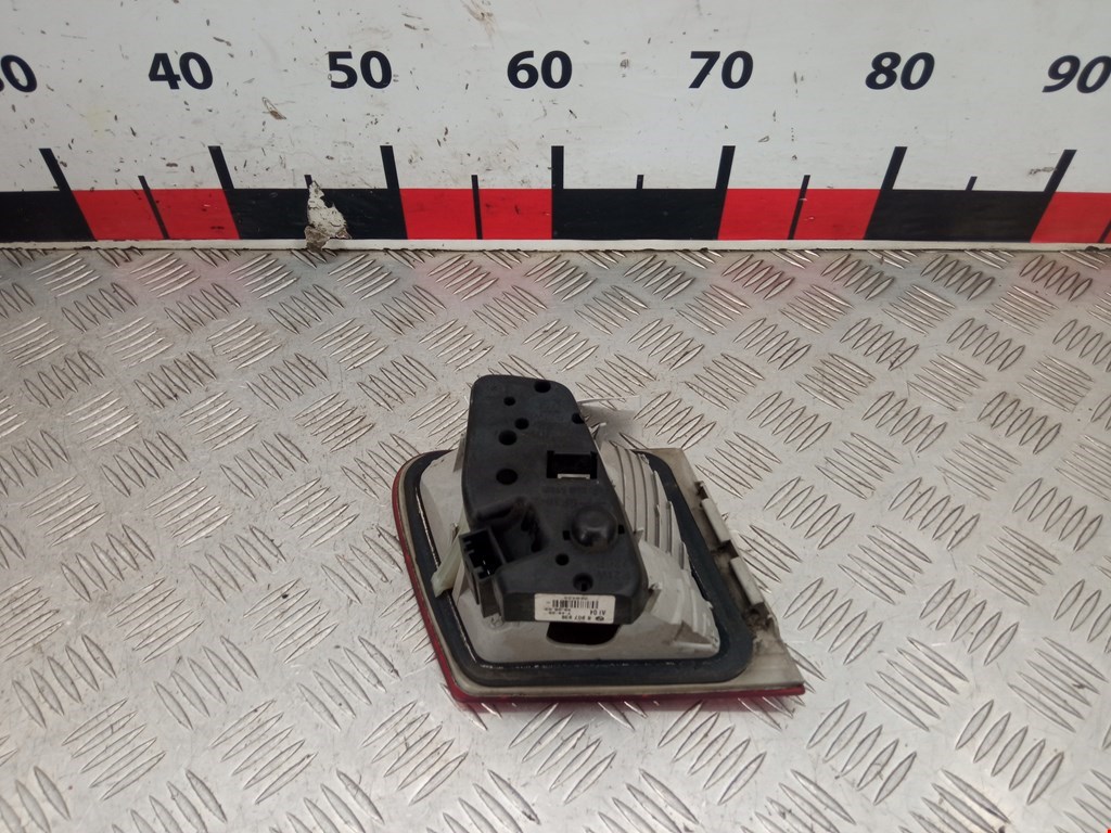 Фонарь задний внутренний правый BMW 3er E46 1998-2006