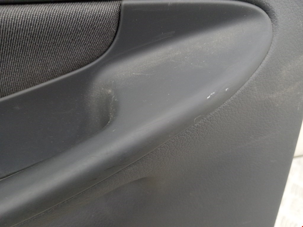 Обшивка двери задняя левая AUDI A4 B5 1995-2001