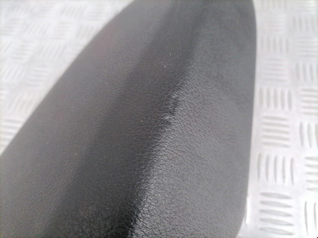 Подлокотник в салон FORD Kuga 2008-2012