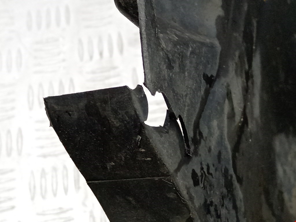 Локер (подкрылок) передний правый PEUGEOT 308 2007-2015