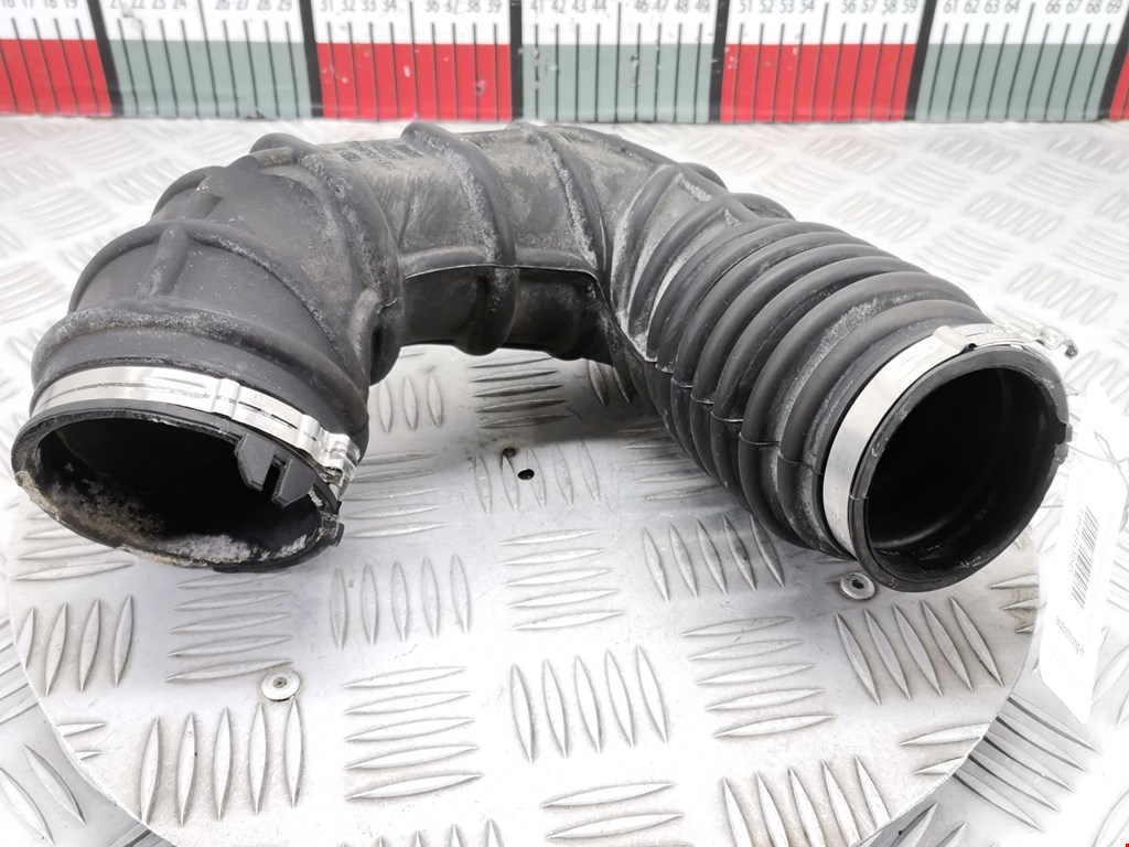 Патрубок воздушного фильтра FORD Fiesta 2001-2008