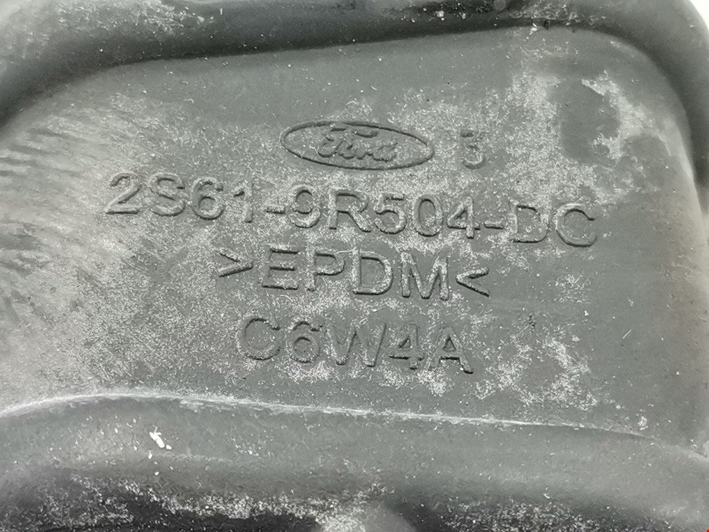 Патрубок воздушного фильтра FORD Fiesta 2001-2008