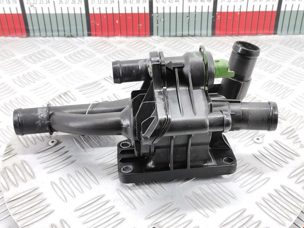 Корпус термостата VOLVO V70 III 2007-2016