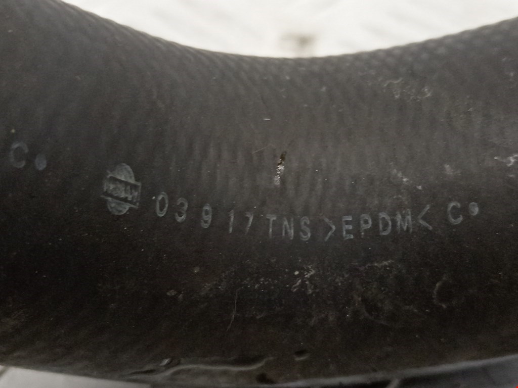 Патрубок NISSAN X-Trail T30 2000-2007