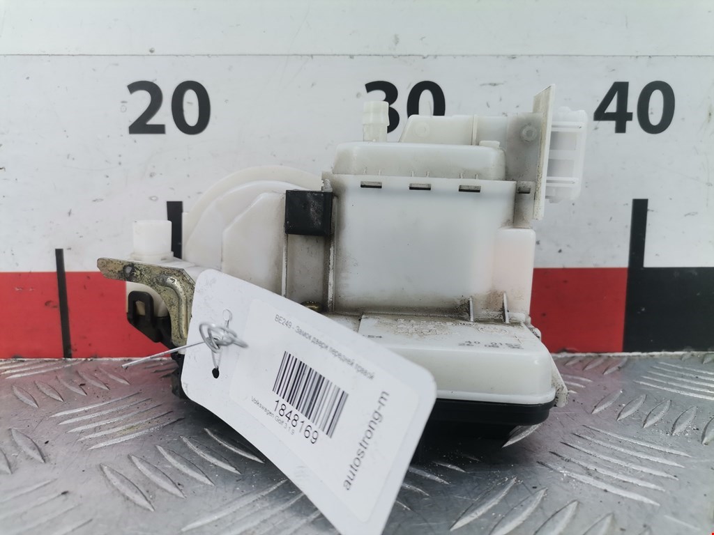 Замок двери передней правой VOLKSWAGEN Golf III 1991-1997