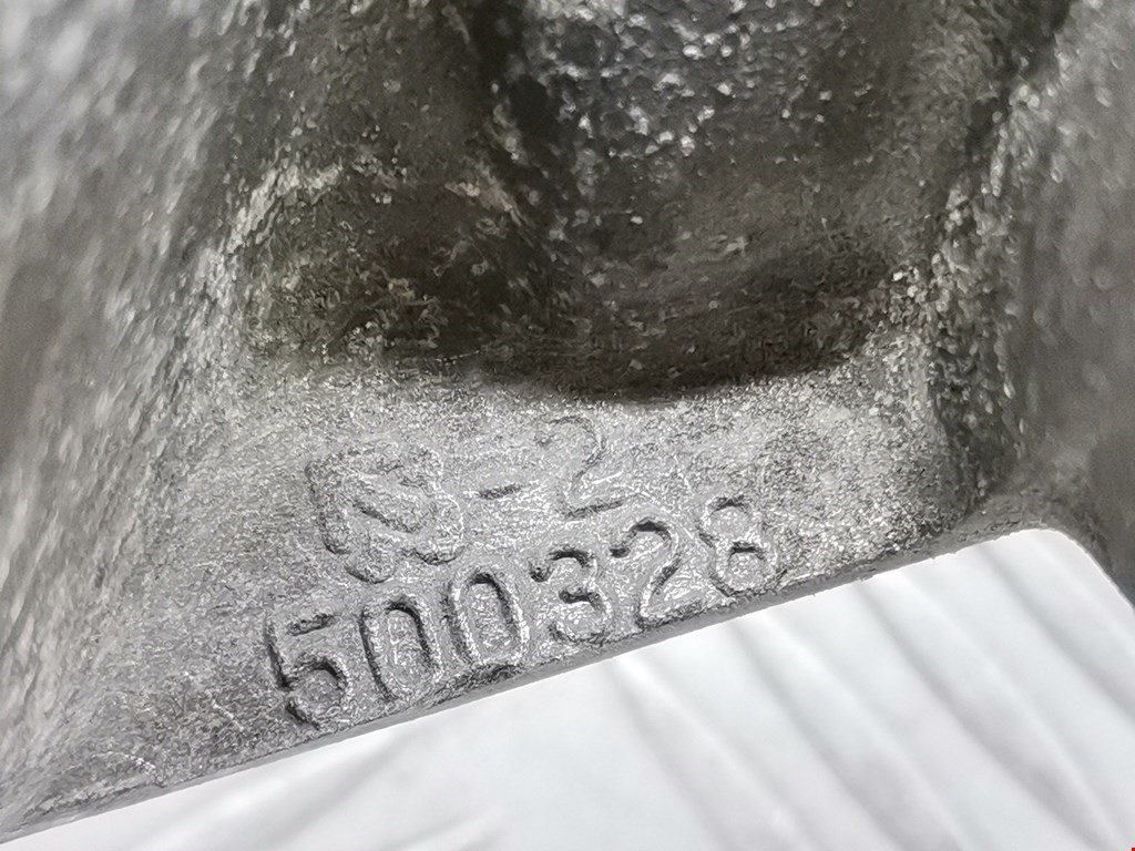 Корпус термостата MITSUBISHI Carisma 1995-1999