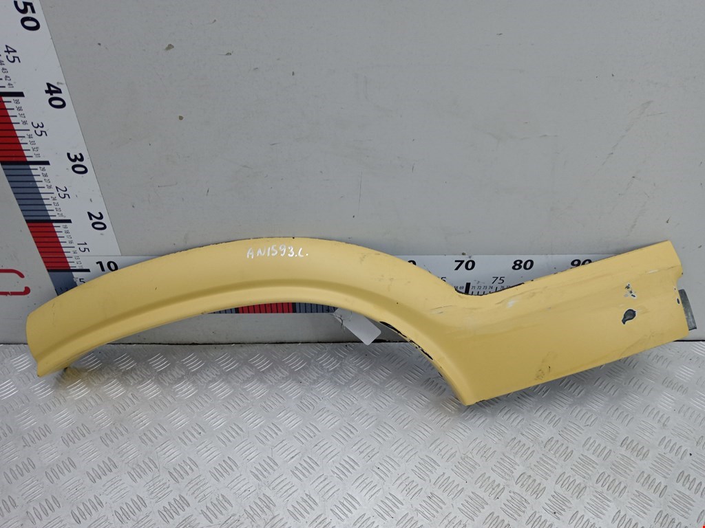 Накладка декоративная (молдинг) крыла заднего левого Ford Explorer 2 (1994-2003)