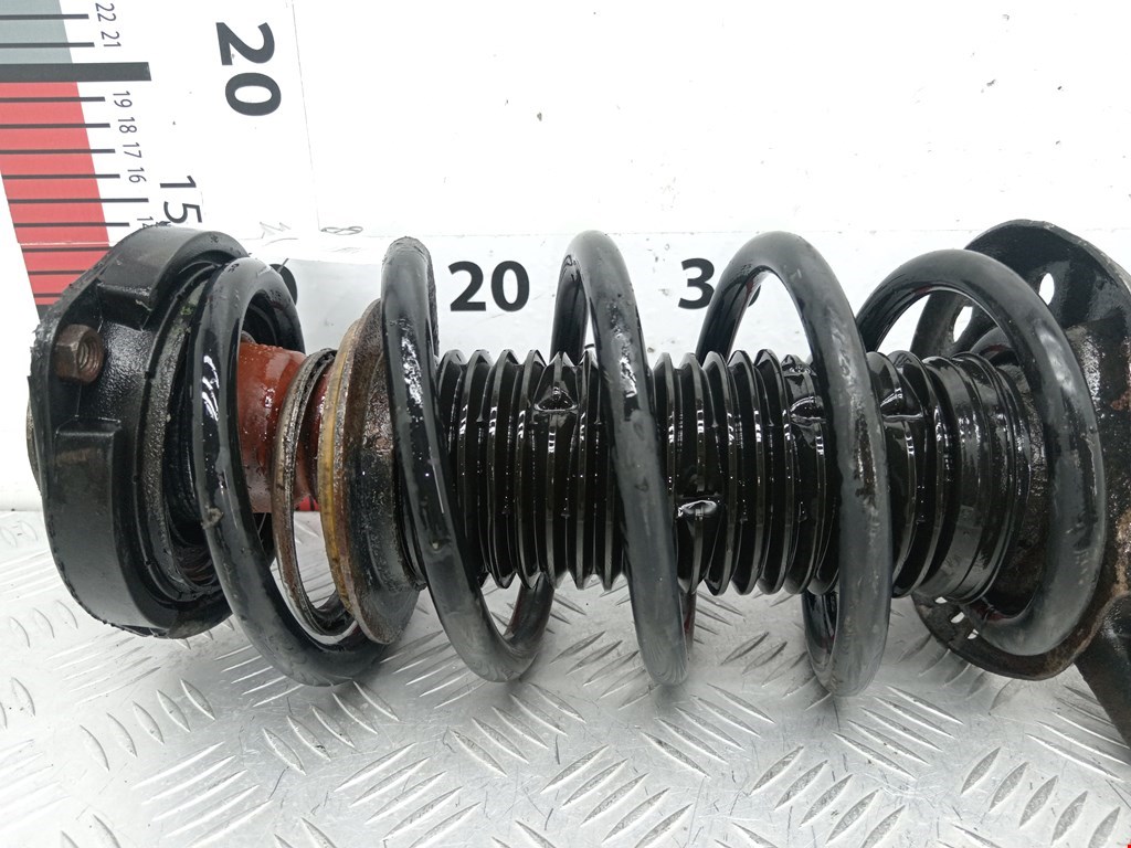 Амортизатор передний левый VOLKSWAGEN Caddy III 2004-2015