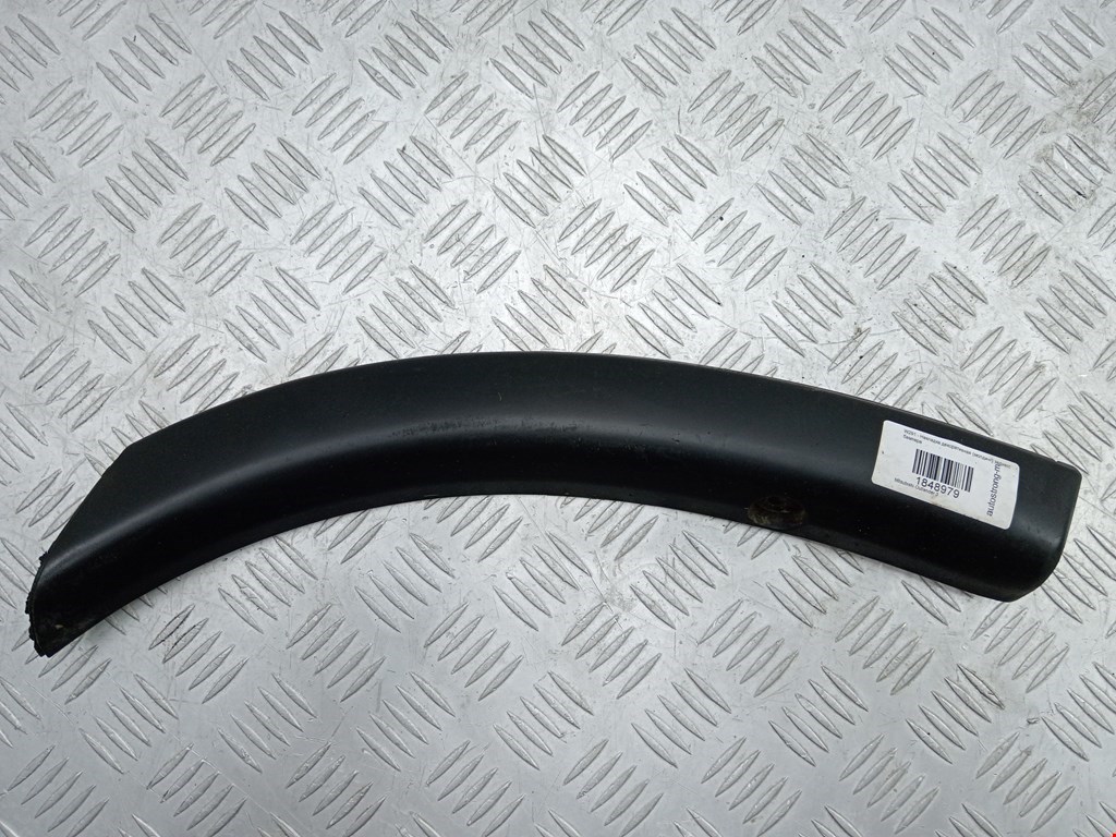 Накладка (молдинг) бампера заднего Mitsubishi Outlander 3 (2012-2023)