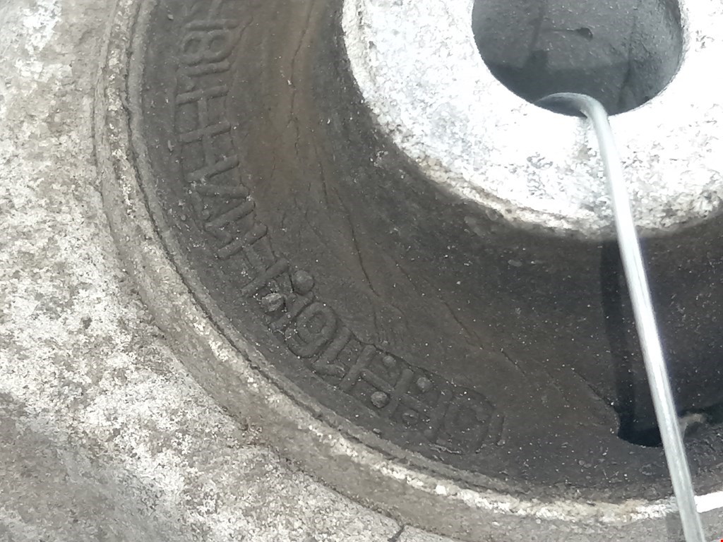 Рычаг передний правый VOLKSWAGEN Passat B5 1997-2005