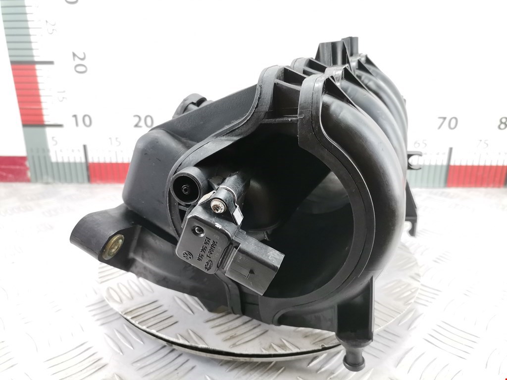 Коллектор впускной VOLKSWAGEN Polo III 1994-2001