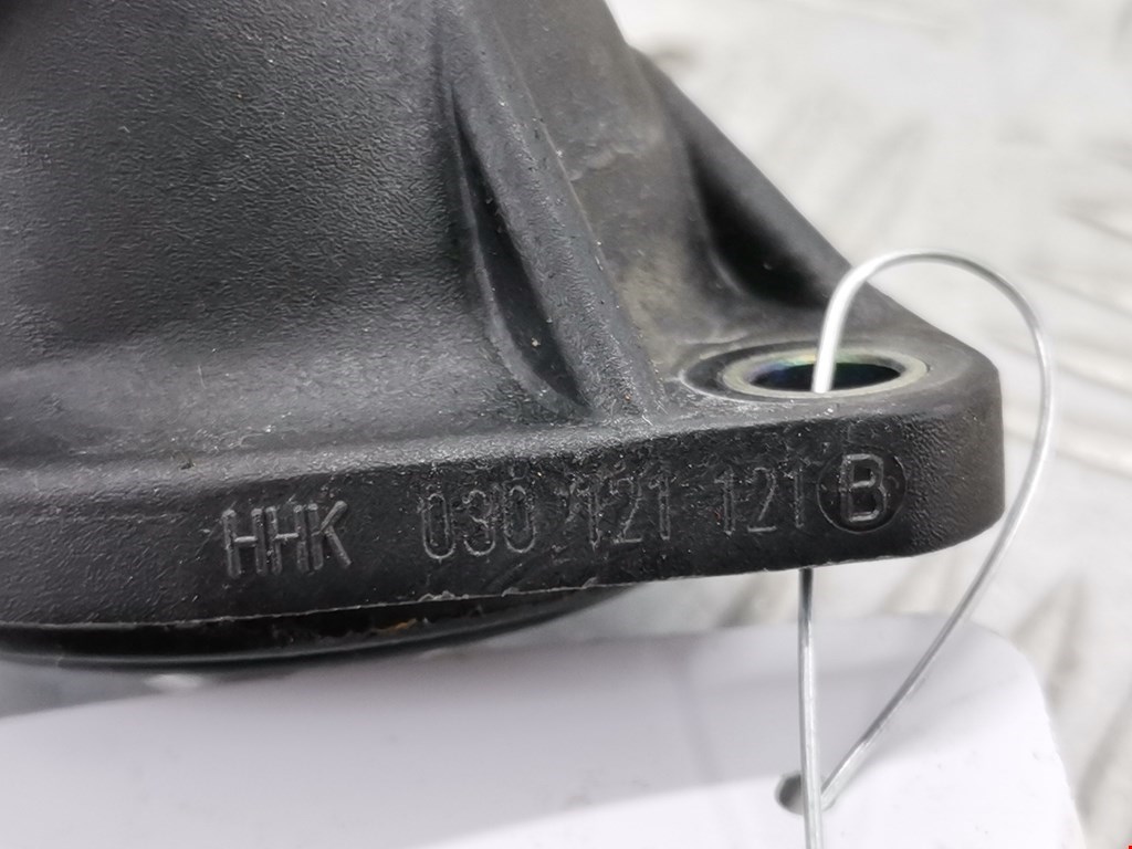 Корпус термостата AUDI A4 B5 1995-2001