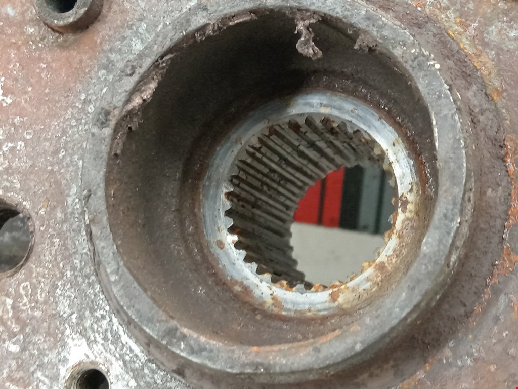 Ступица передняя левая MERCEDES-BENZ R-Class W251 2005-2017