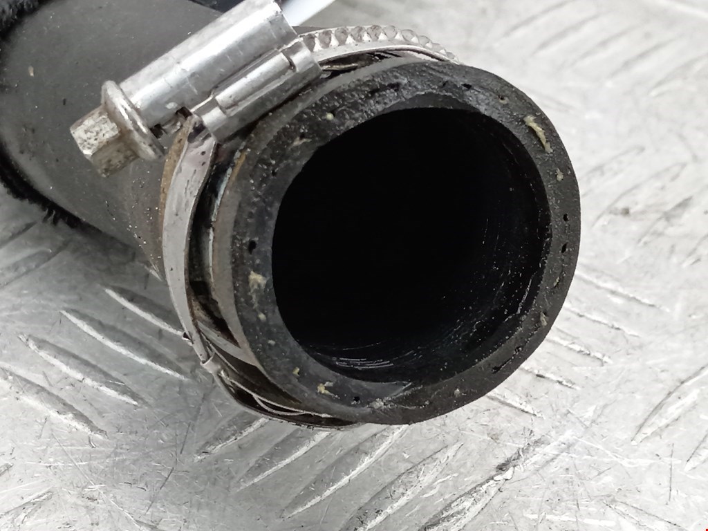 Патрубок PEUGEOT 308 2007-2015