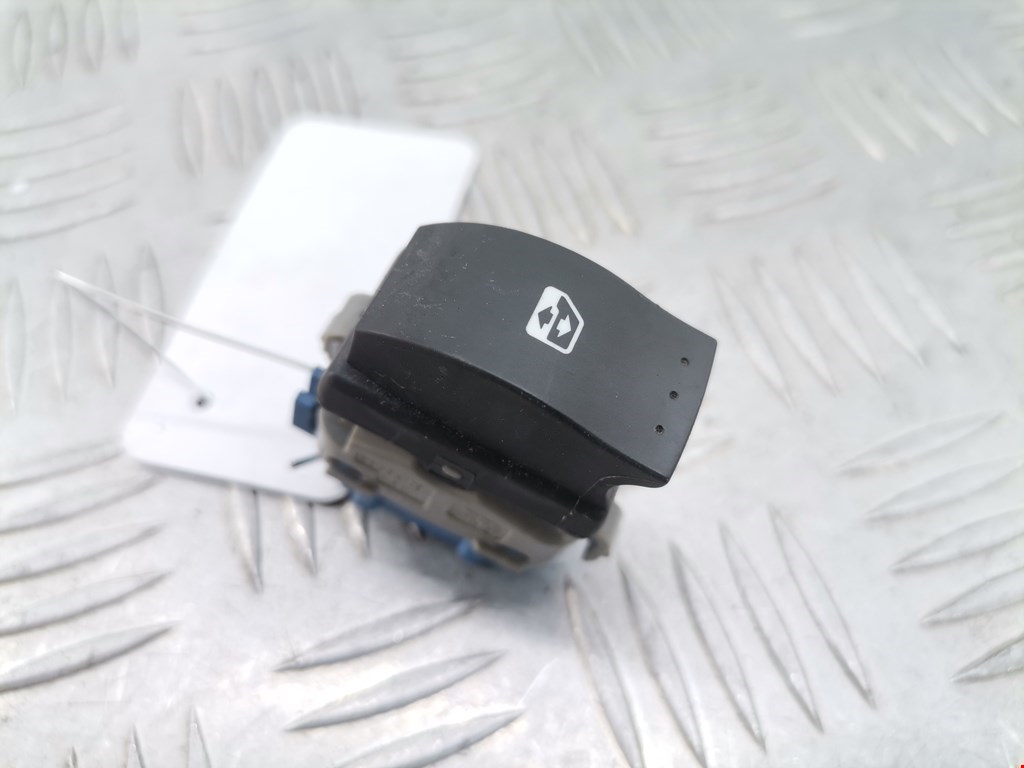 Кнопка стеклоподъемника RENAULT Kangoo 2008-2021