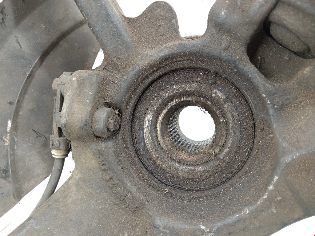 Ступица передняя правая FORD Galaxy 1995-2005