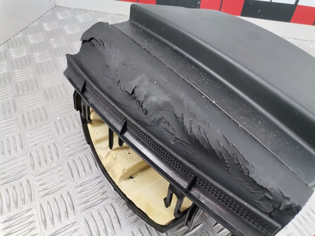 Кожух рулевой колонки OPEL Astra H/Family 2004-2015