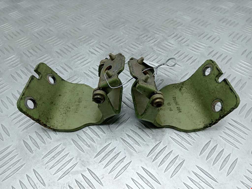 Петля крышки (двери) багажника Citroen C3 Pluriel (2003-2010)