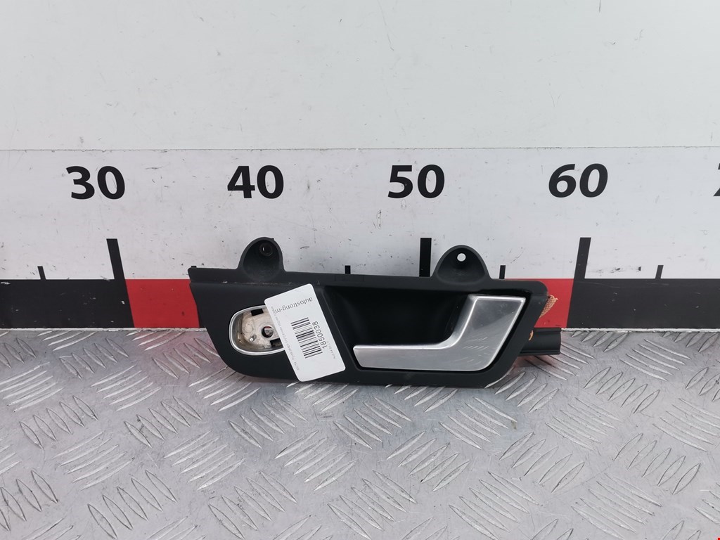 Ручка дверная задняя внутренняя правая AUDI A4 B6 2001-2005