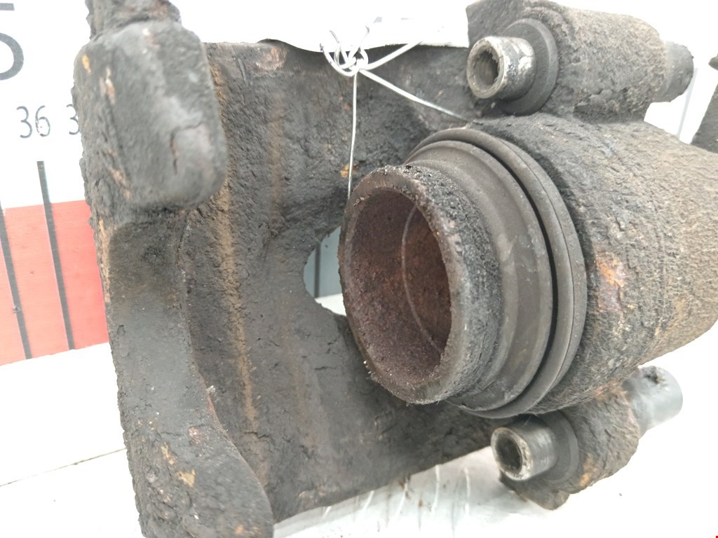 Суппорт передний левый VOLKSWAGEN Golf III 1991-1997