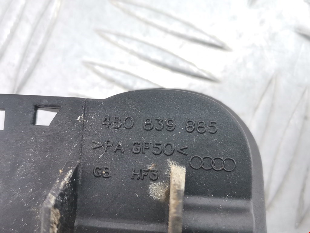 Ручка двери задней наружная правая AUDI A4 B6 2001-2005