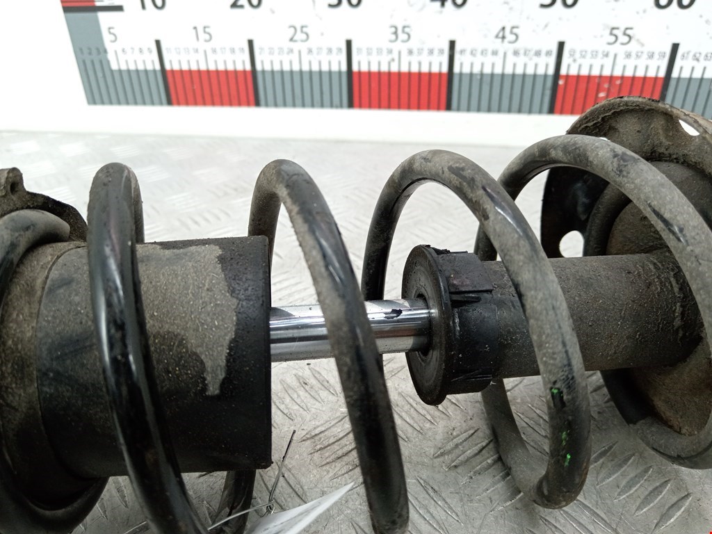 Амортизатор передний левый OPEL Corsa C 2000-2006