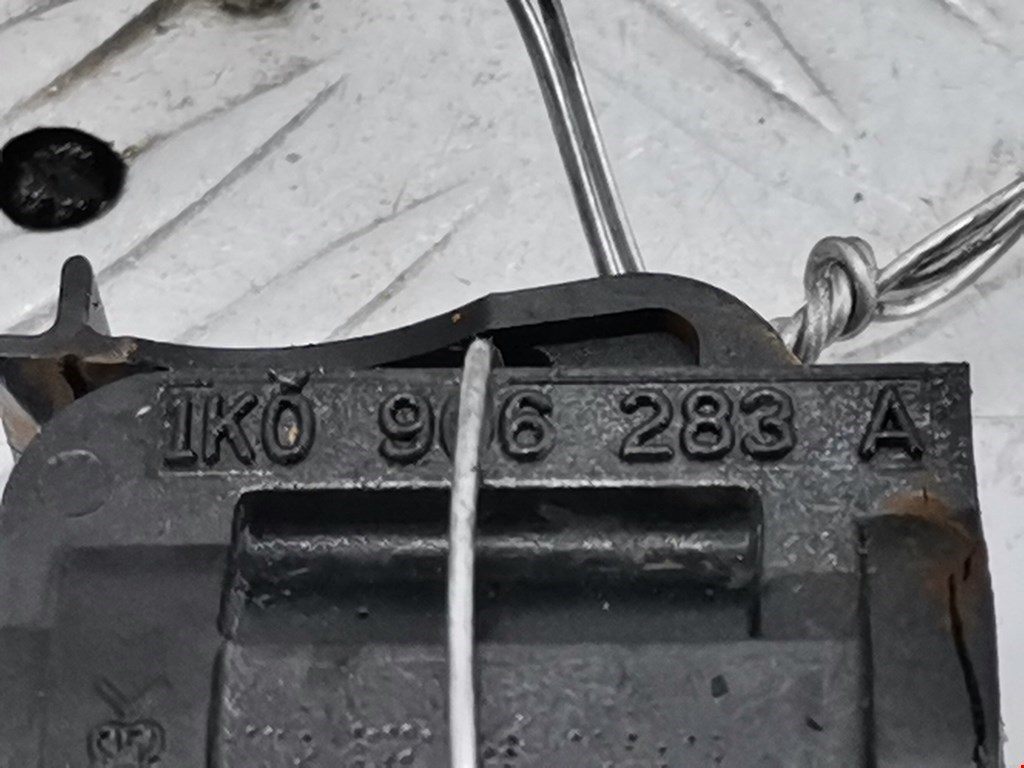 Клапан электромагнитный AUDI A4 B7 2004-2007