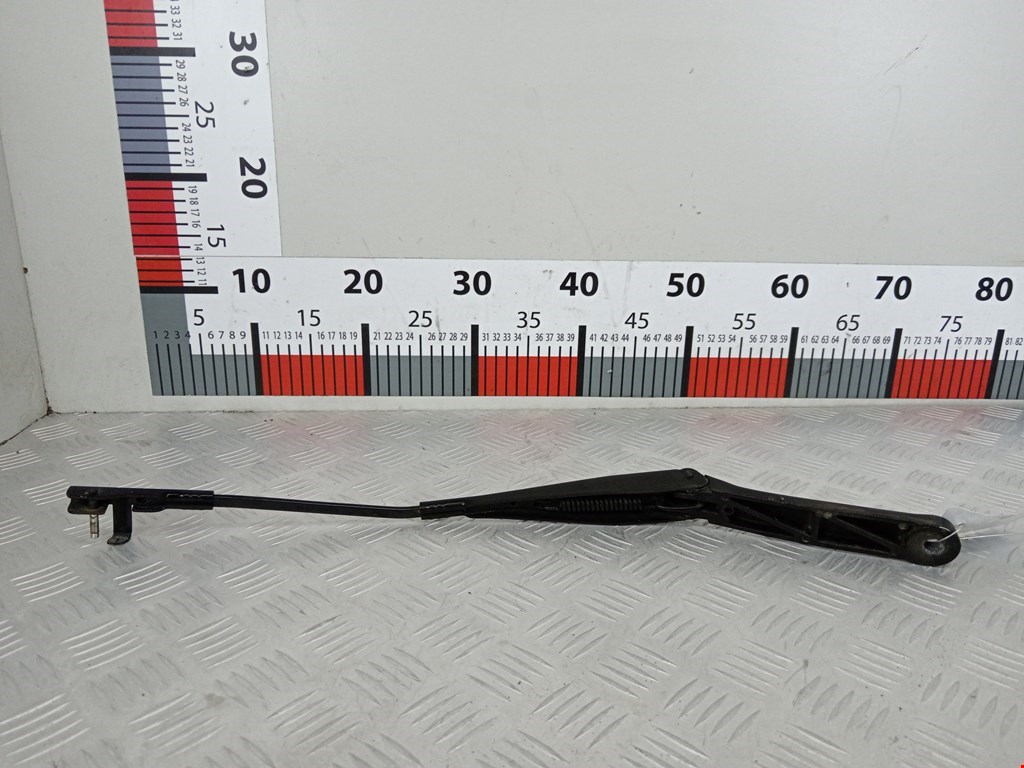 Поводок дворников передний левый/ правый ALFA ROMEO 147 2000-2010