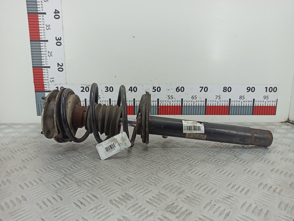 Стойка амортизатора переднего левого BMW 3-Series (E46) (1998-2007)